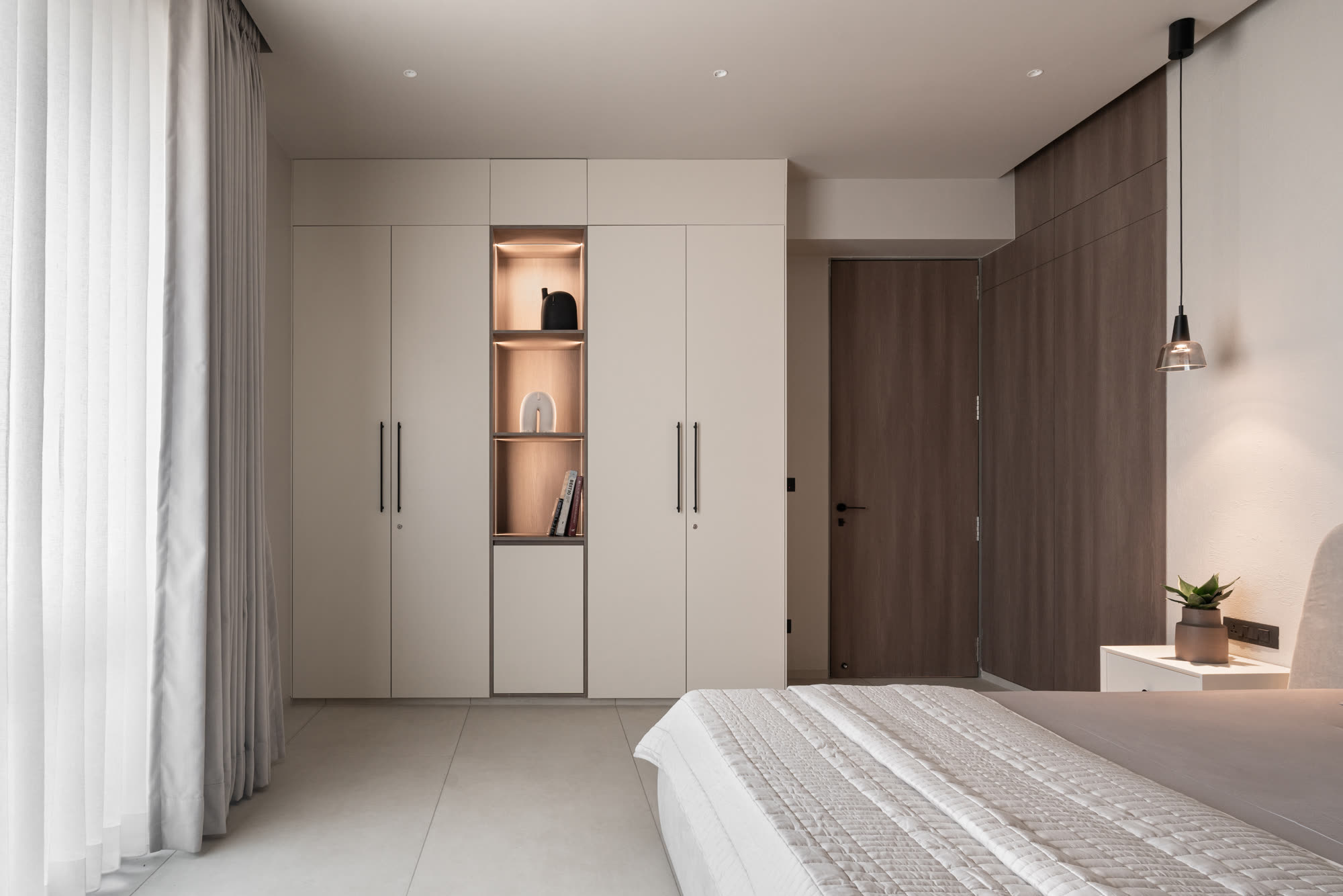 Apartment C-1202 — frame 2