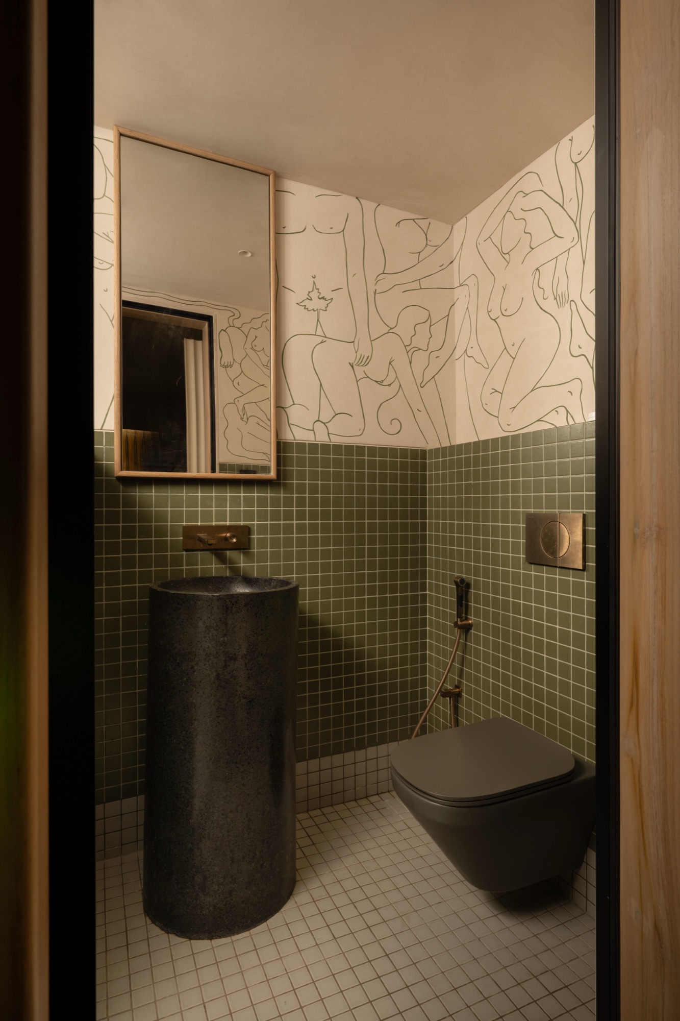 Designer's Den — frame 20