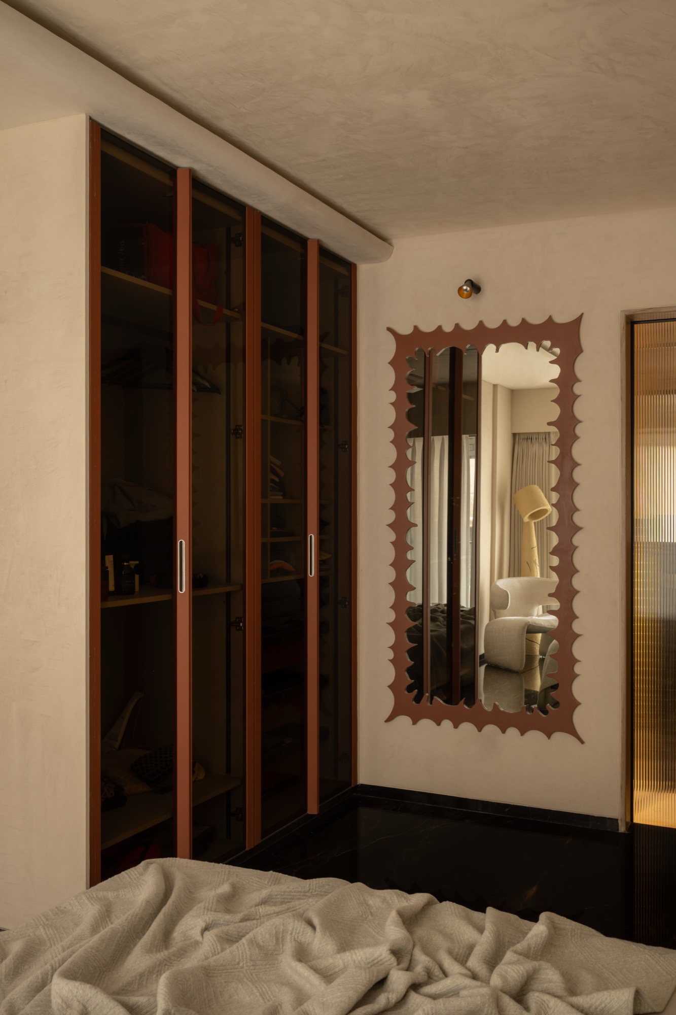 Designer's Den — frame 23