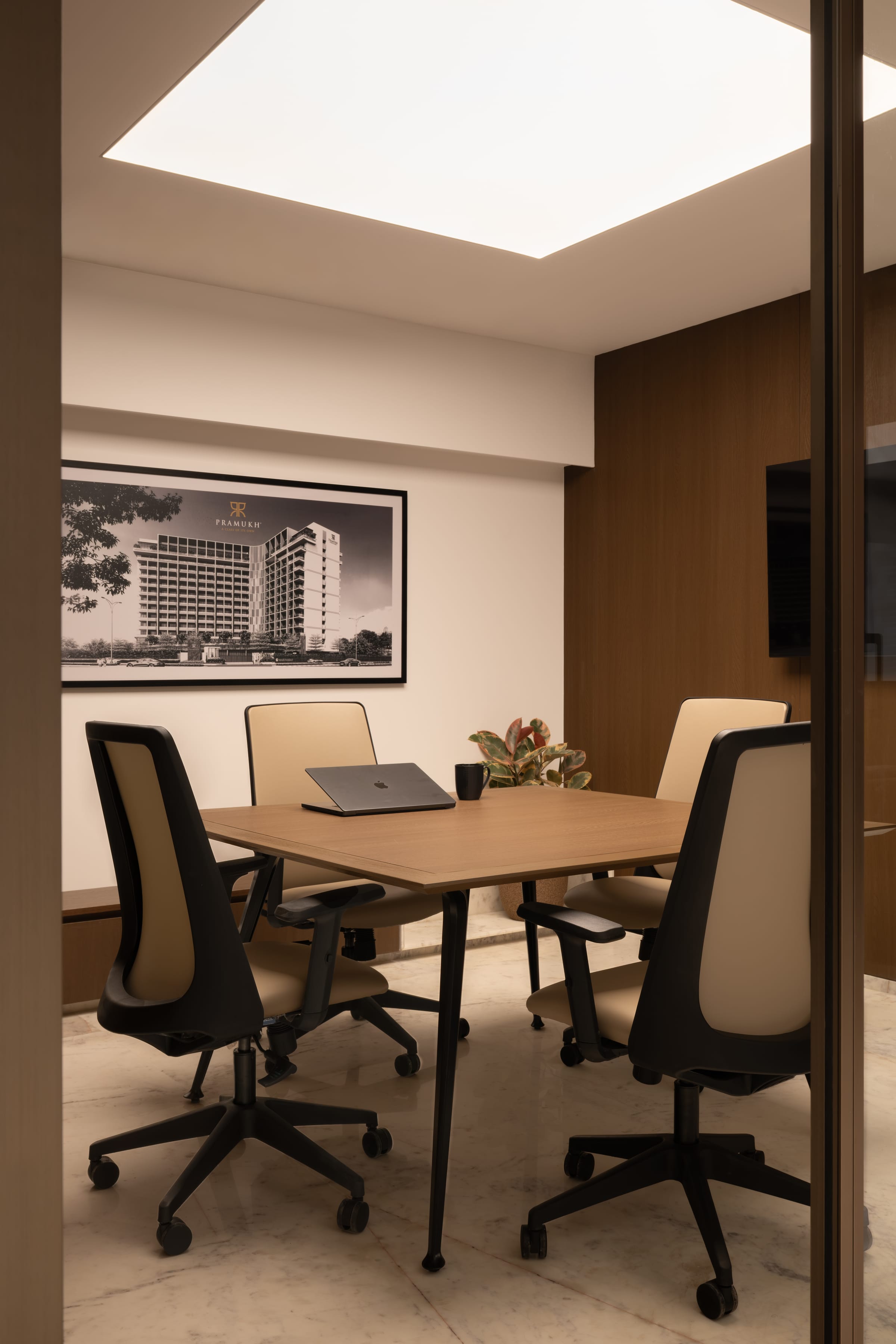 Pramukh Office — frame 8