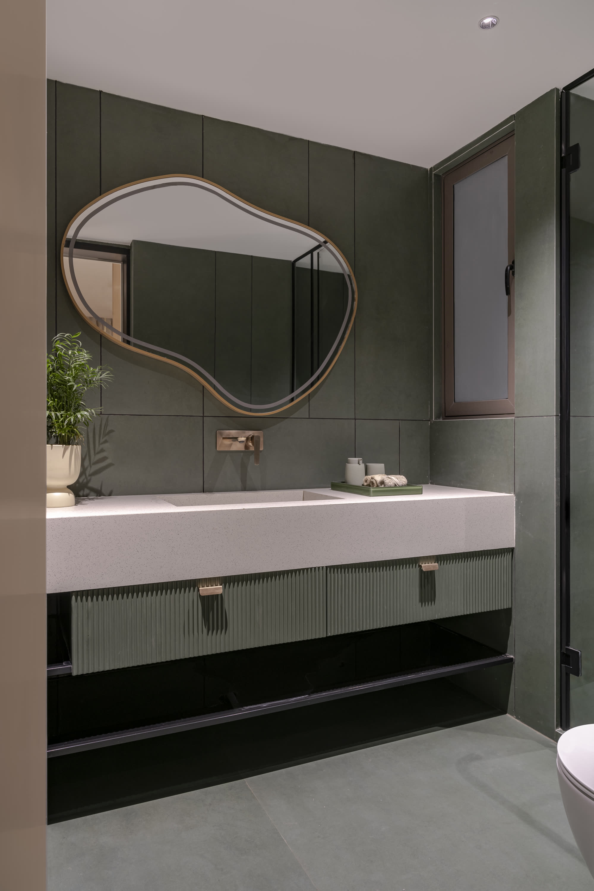 Uketamo Residence — frame 11
